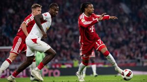 allianz-arenada-gol-yagmuru-bayern-rb-leipzigi-sahadan-sildi-az7g.jpg