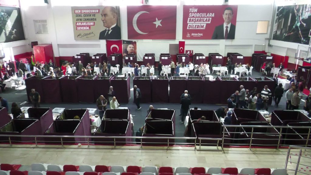 izmir-barosunda-sandik-heyecani-rp3i.jpg