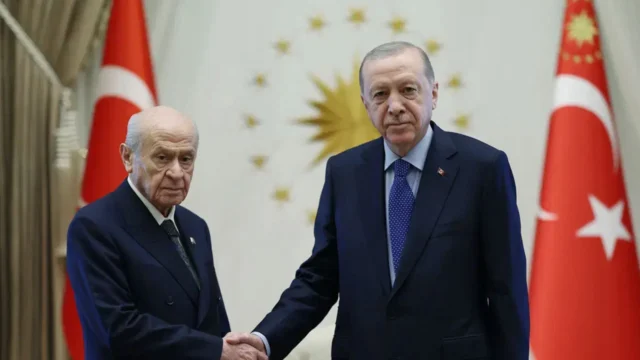 Cumhurbaşkanı Erdoğan, MHP Genel Başkanı Bahçeli’yi kabul etti