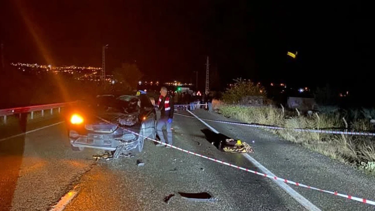 Elazığ Pertek’te otomobilin çarptığı yaya hayatını kaybetti