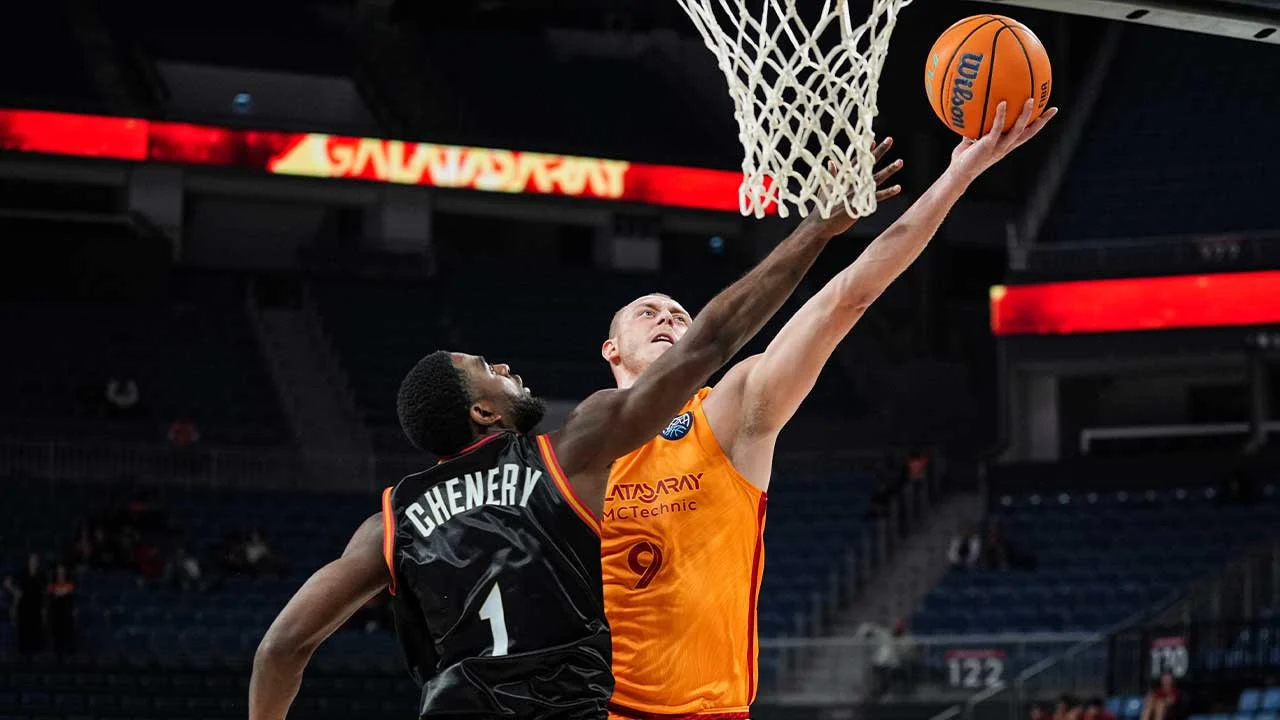 Galatasaray Strasbourg’u 83-77 yenerek Şampiyonlar Ligi’nde siftah yaptı