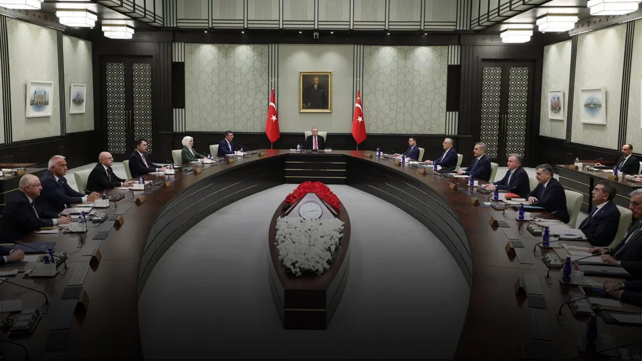 Fon soruşturması ve tasfiye süreci görüşülecek
